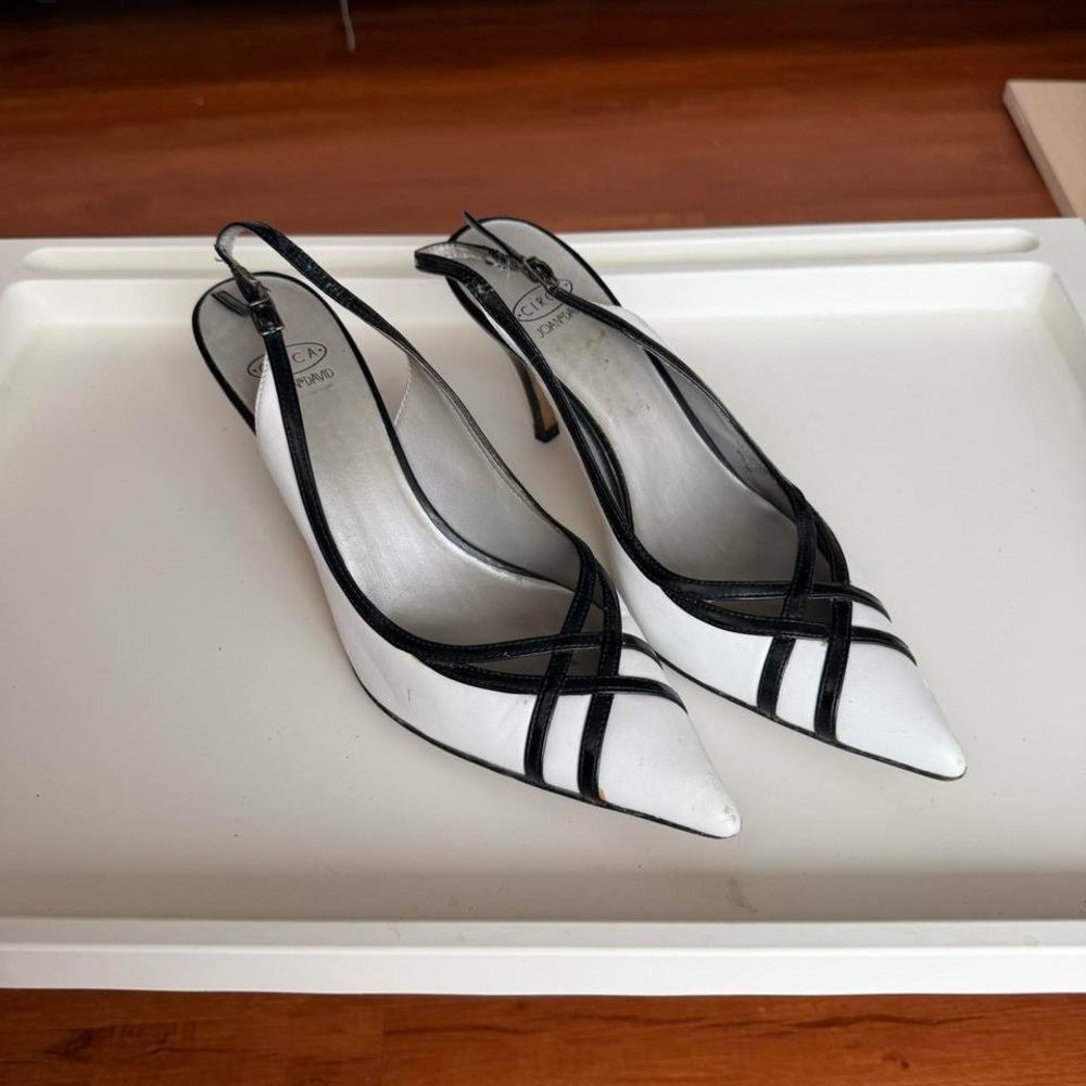 Joan & David White and Black Pointed Slingback Pumps